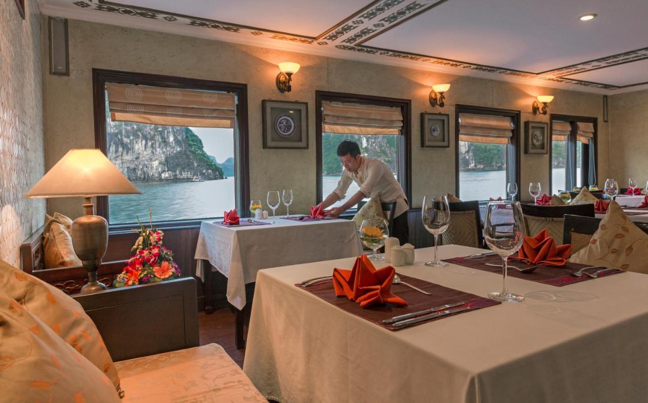 Heritage Line - Violet Cruise Hạ Long Extérieur photo